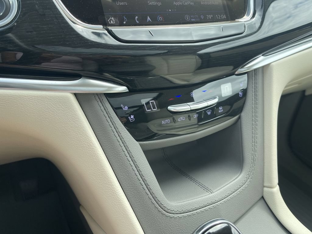 Certified 2024 Cadillac XT6 Premium Luxury w/ LPO, Floor Liner Package AWD/4WD image 18