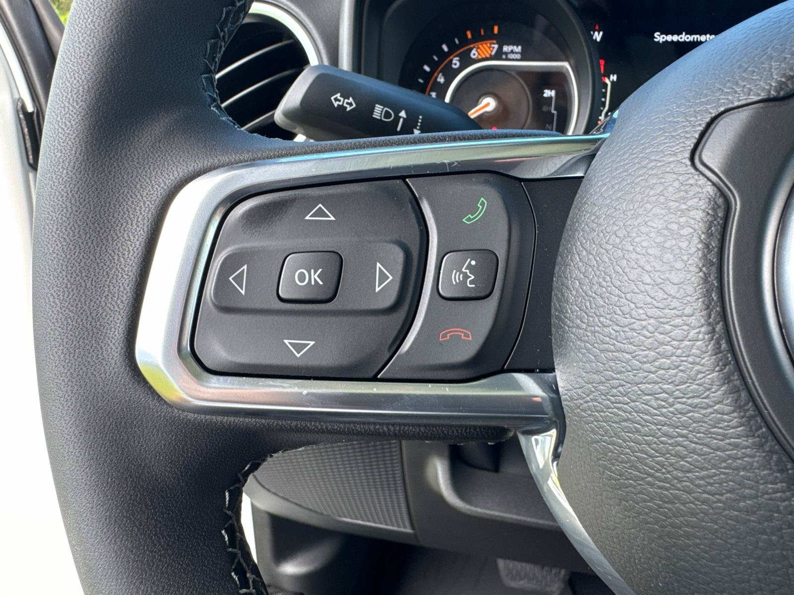 New 2025 Jeep Wrangler Unlimited Sahara AWD/4WD image 29