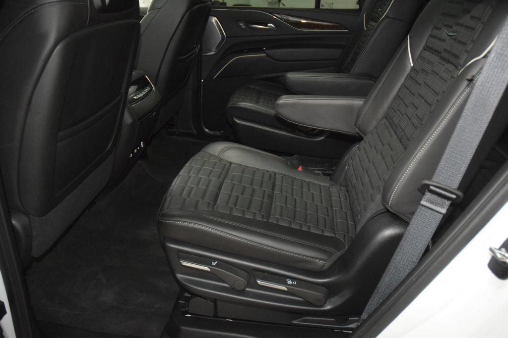 Used 2024 Cadillac Escalade Sport Platinum AWD/4WD image 45