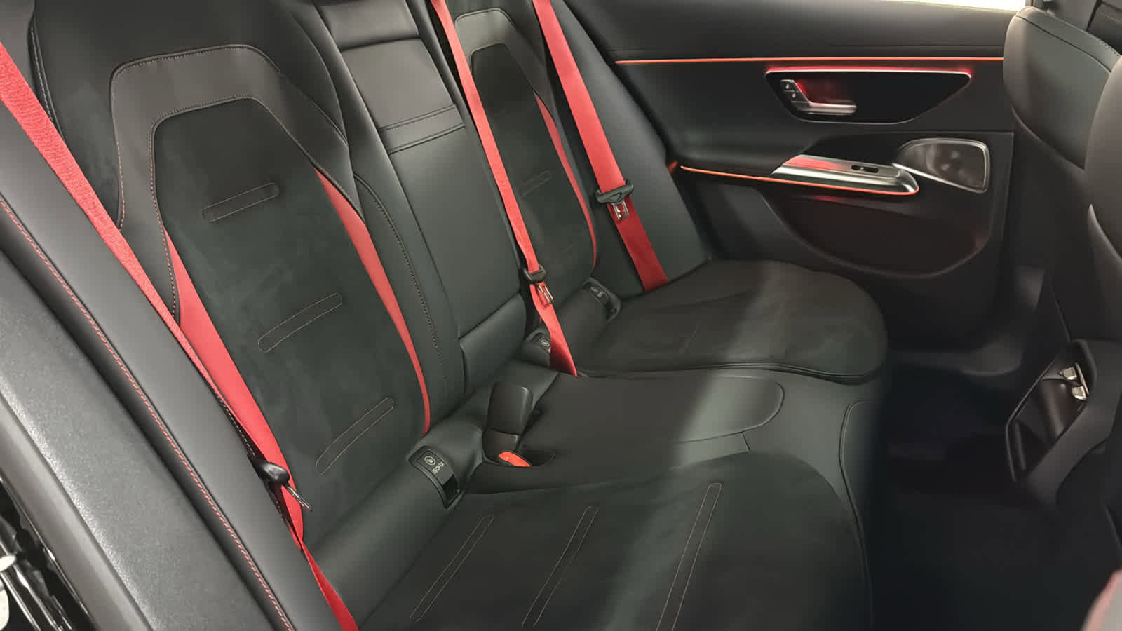 New 2026 Mercedes-Benz E 53 AMG e 4MATIC Sedan image 36