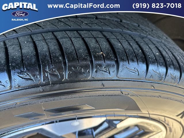 Used 2024 Kia Sorento S image 14