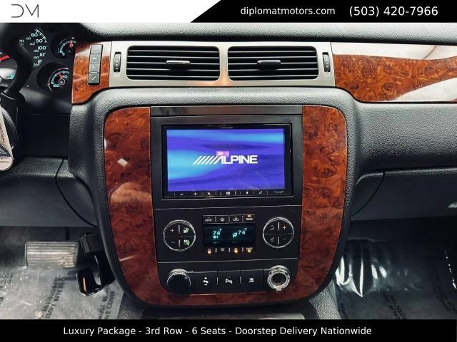 Used 2010 Chevrolet Tahoe LT w/ Luxury Package AWD/4WD image 38