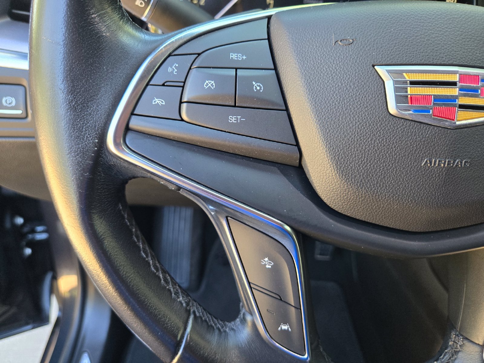 Used 2021 Cadillac XT5 Luxury FWD image 12