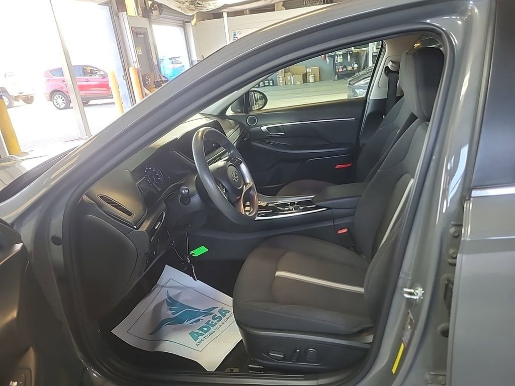 Used 2021 Hyundai Sonata SEL image 6