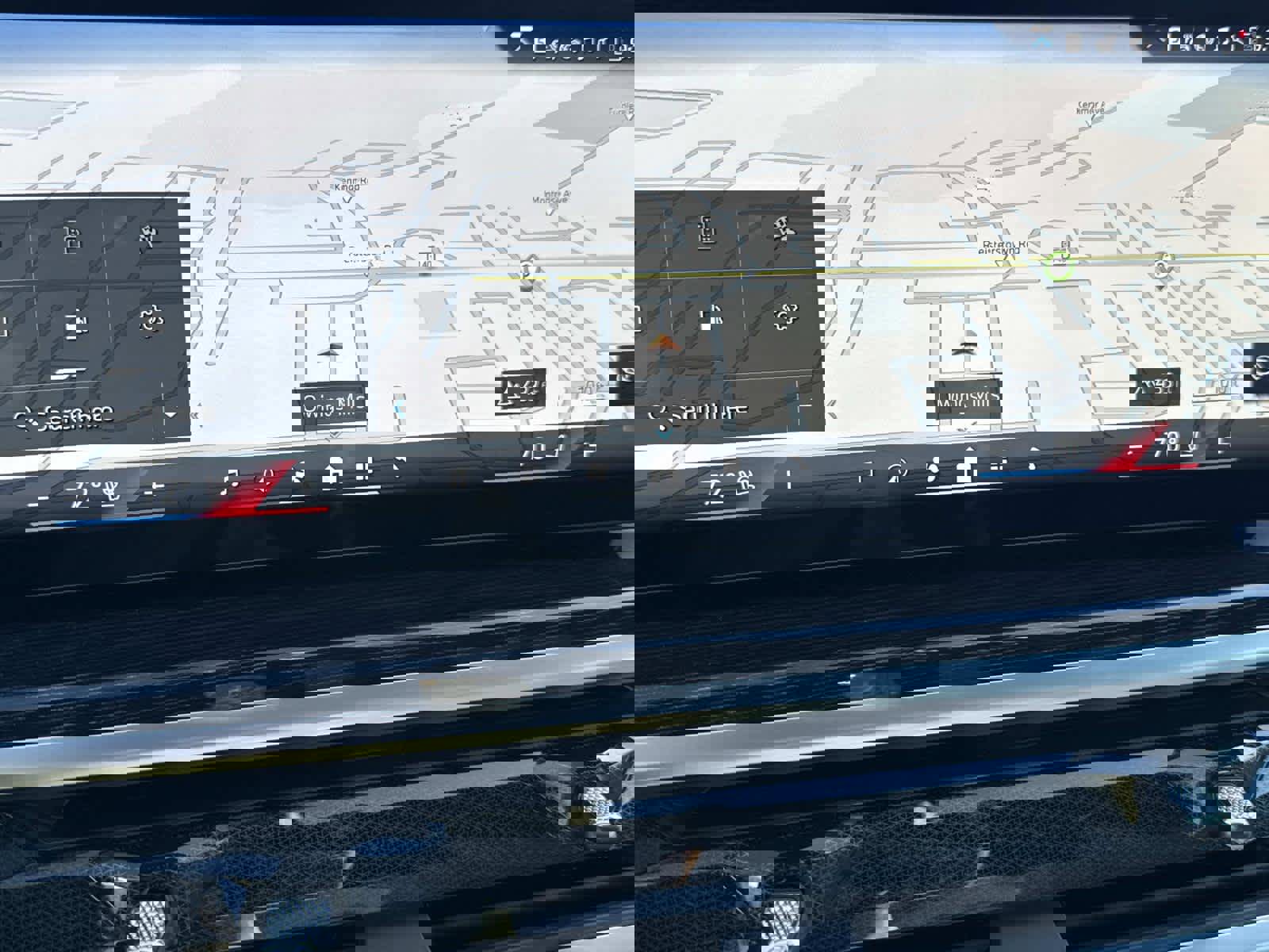 New 2026 BMW X6 xDrive40i w/ Executive Package image 3