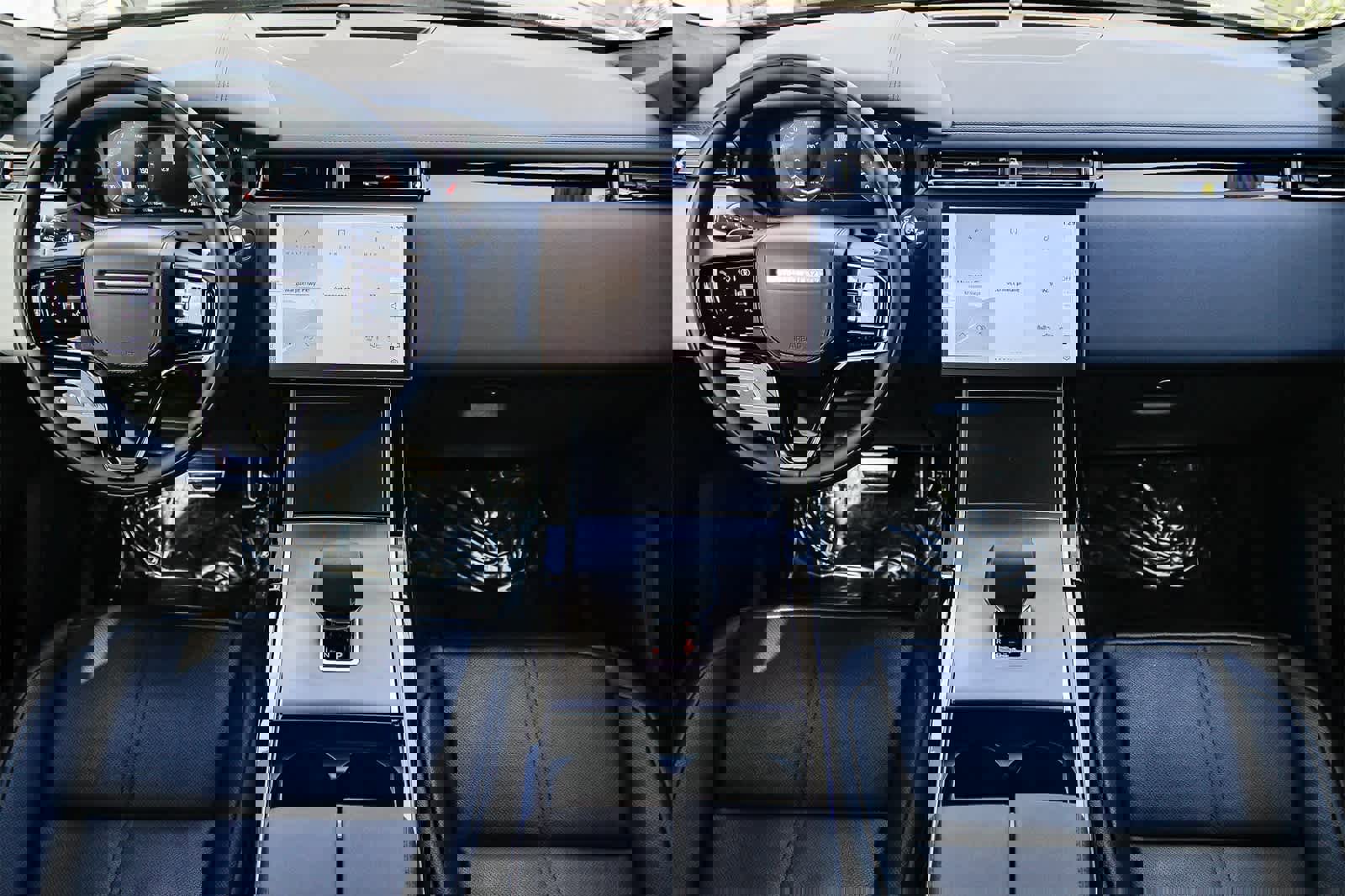 New 2026 Land Rover Range Rover Velar Dynamic SE image 4