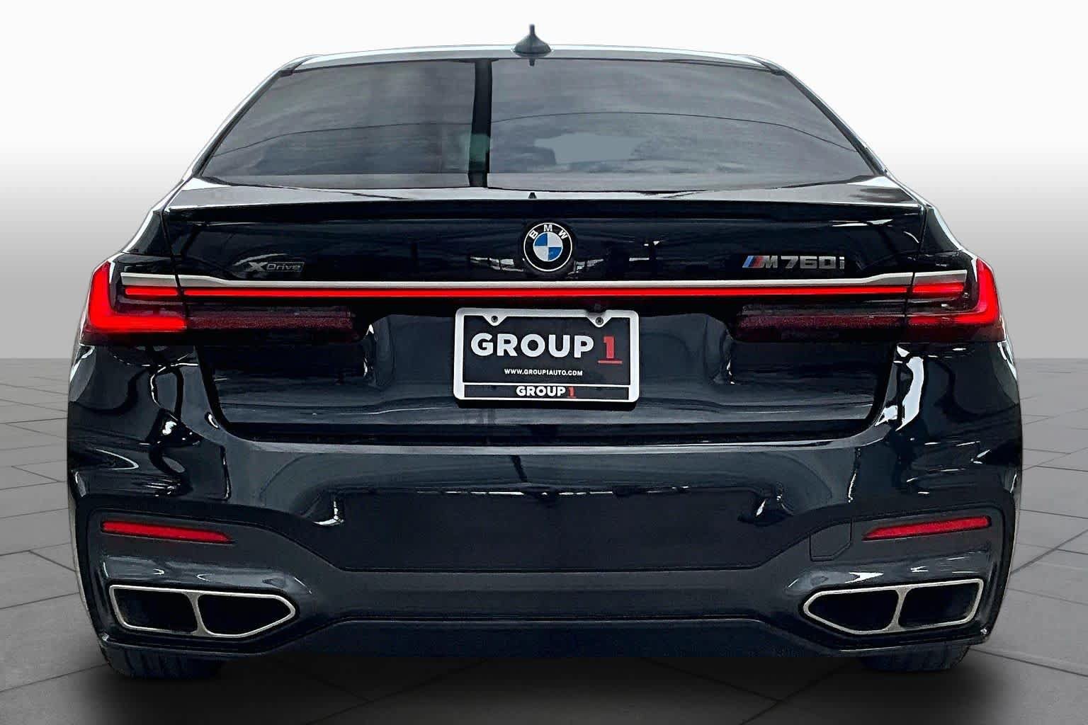 Used 2021 BMW M760i xDrive w/ Luxury Rear Seating Package AWD/4WD image 5