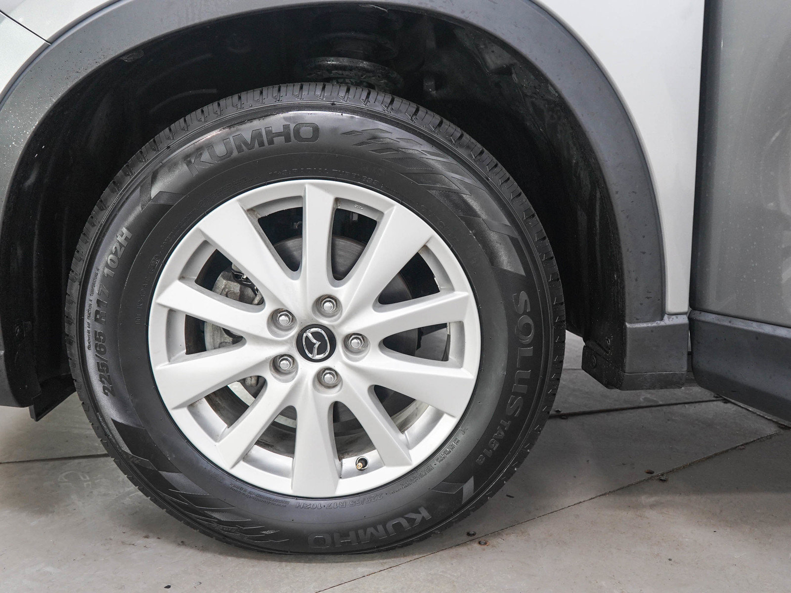 Used 2013 MAZDA CX-5 Touring w/ Touring Tech Pkg AWD/4WD image 29