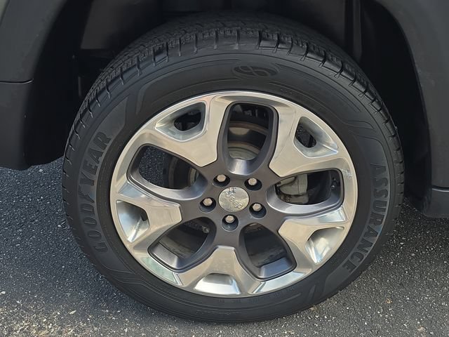 Used 2019 Jeep Compass Limited AWD/4WD image 31
