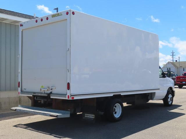 Used 2024 Ford E-450 and Econoline 450 Super Duty RWD image 4