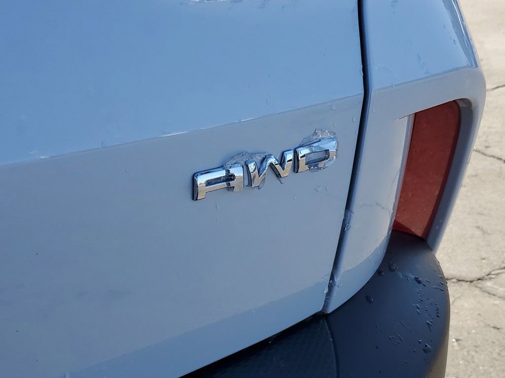 Certified 2025 Ford Escape Platinum image 36