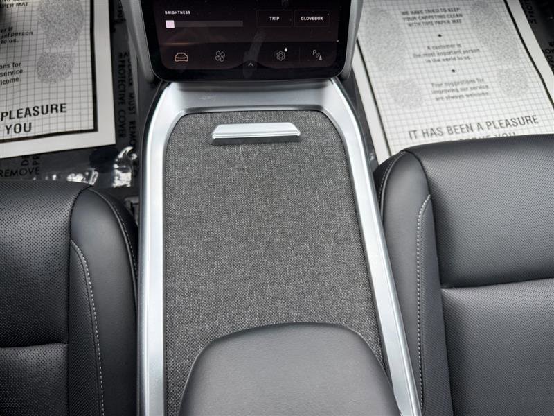 Used 2023 Lucid Air Pure image 31