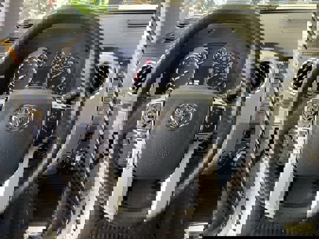 Used 2017 Toyota Tundra SR5 image 14