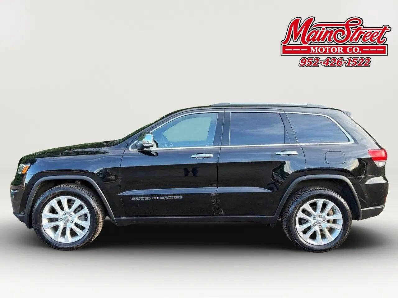 Used 2017 Jeep Grand Cherokee Limited w/ Luxury Group II AWD/4WD image 4