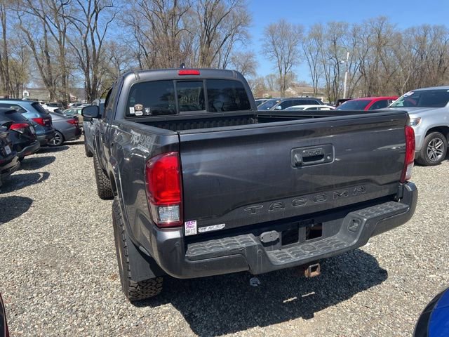 Used 2016 Toyota Tacoma TRD Sport AWD/4WD image 6