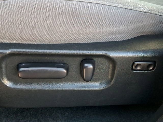 Used 2023 Toyota Tacoma SR5 w/ Technology Package image 32