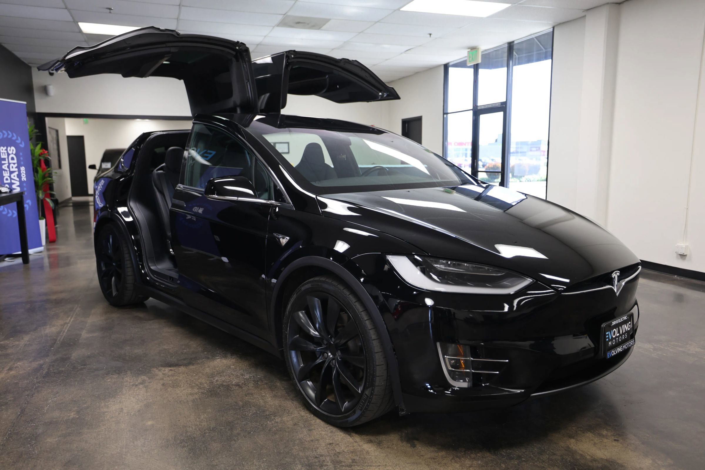 Used 2019 Tesla Model X Long Range AWD/4WD image 11
