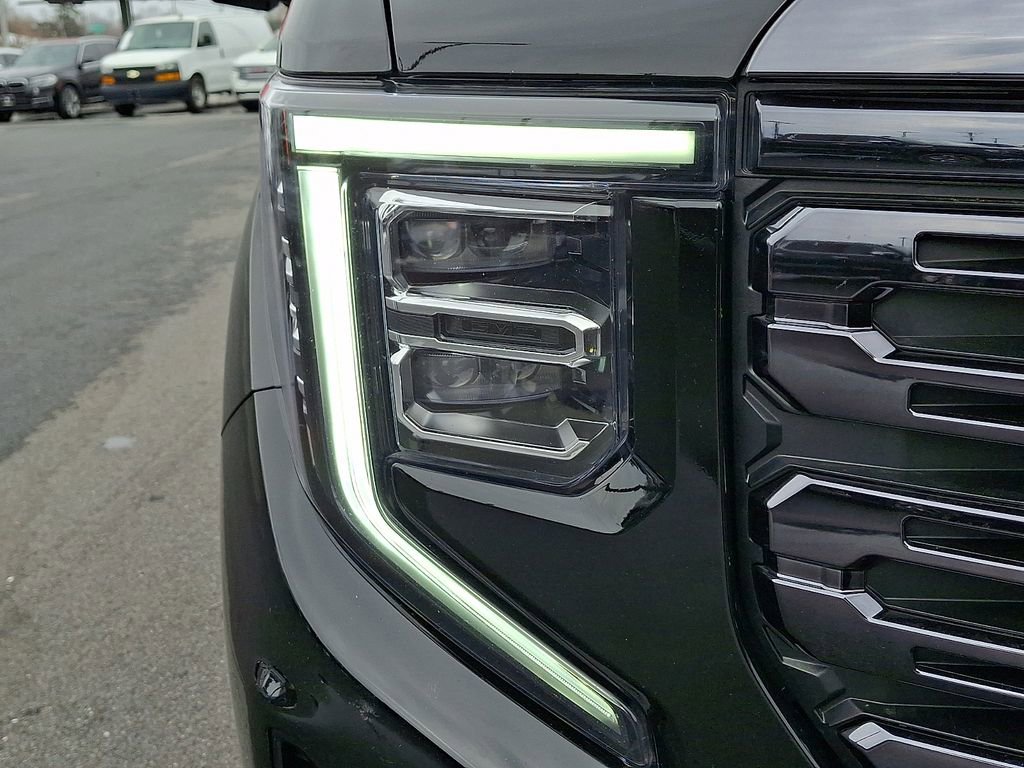 Used 2023 GMC Sierra 1500 Denali Ultimate image 9