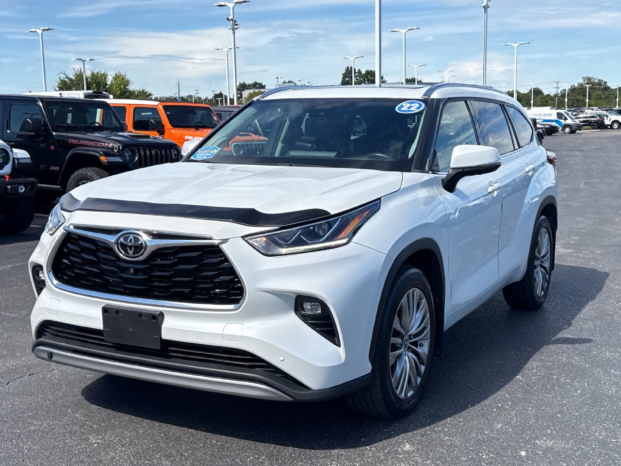 Used 2022 Toyota Highlander Platinum AWD/4WD image 7