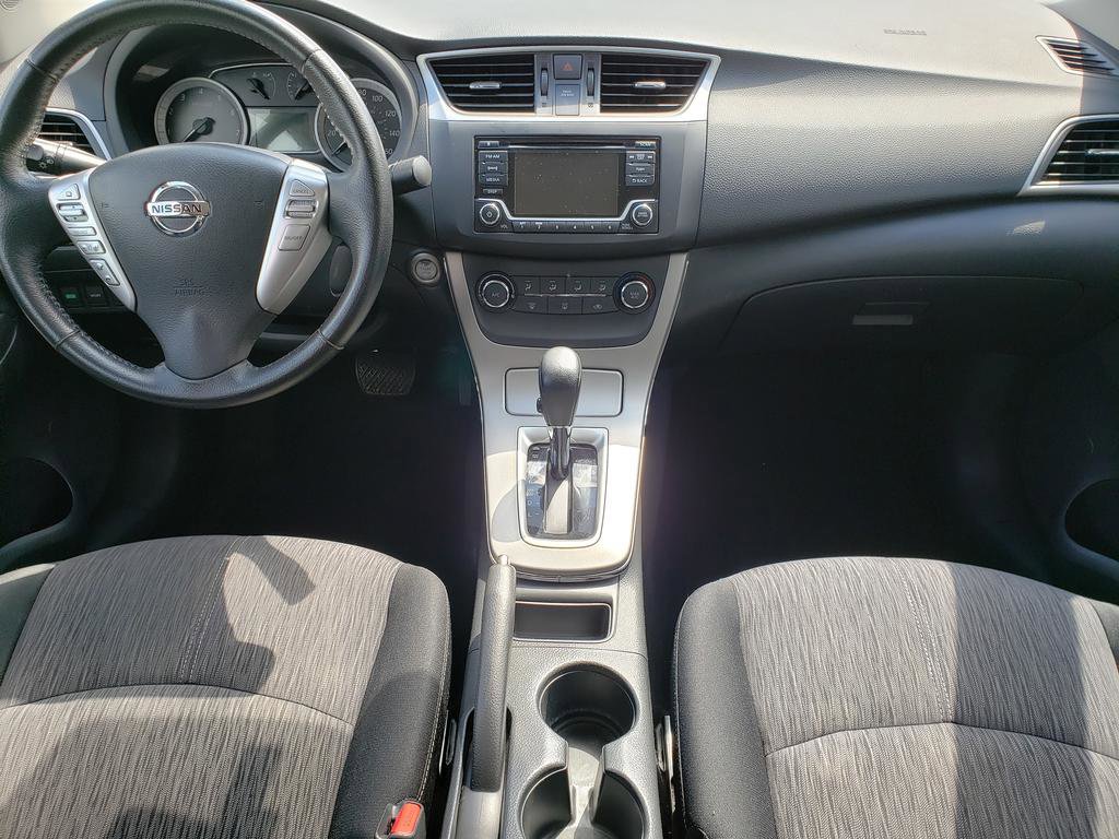Used 2015 Nissan Sentra SV FWD image 12