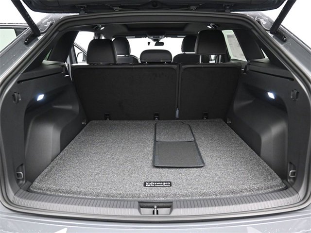 New 2026 Volkswagen Atlas Cross Sport SE image 12