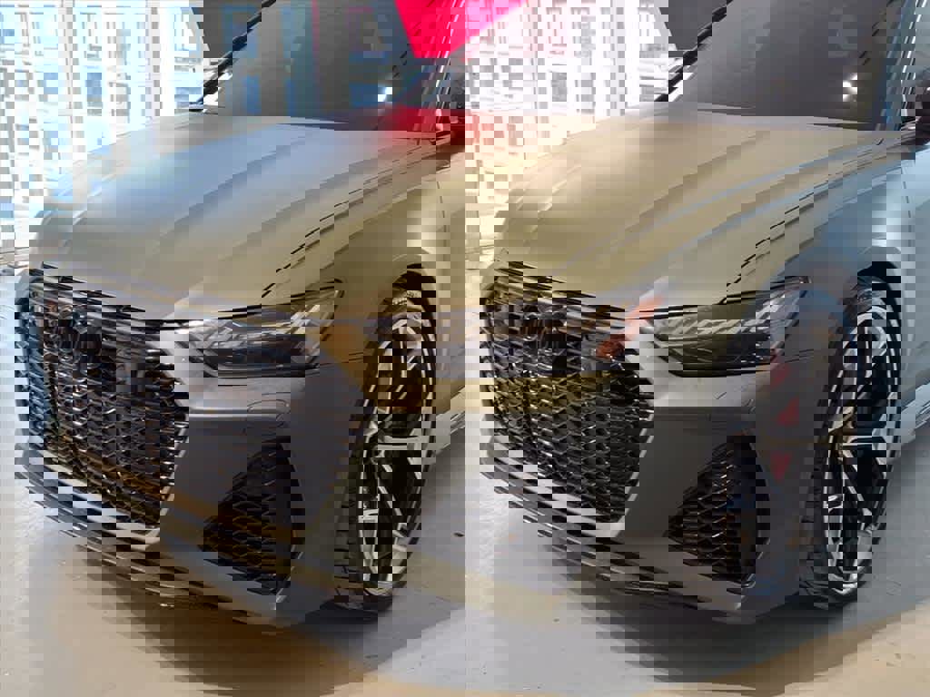 Used 2024 Audi RS 6 performance image 7