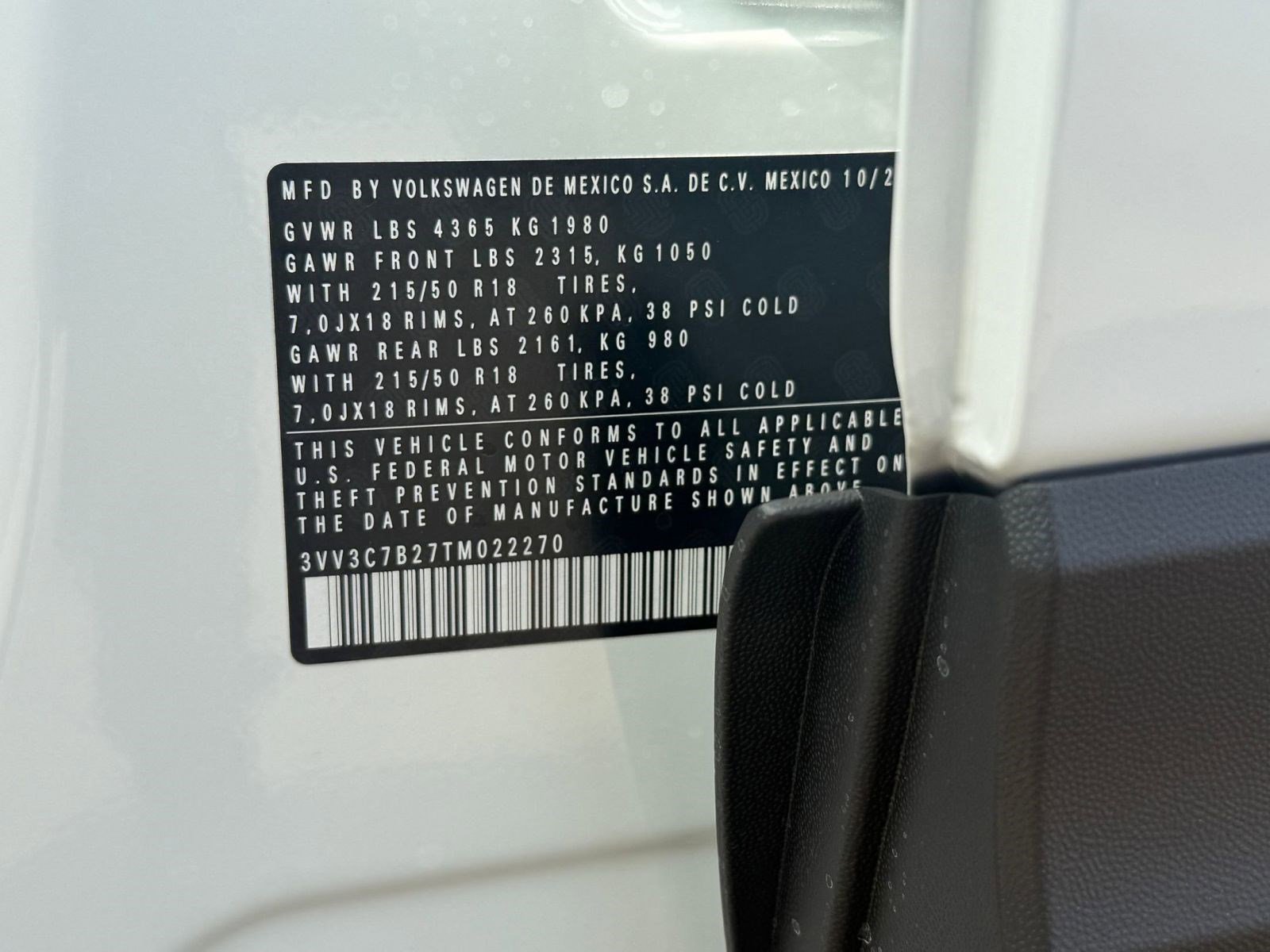 New 2026 Volkswagen Taos SE image 19