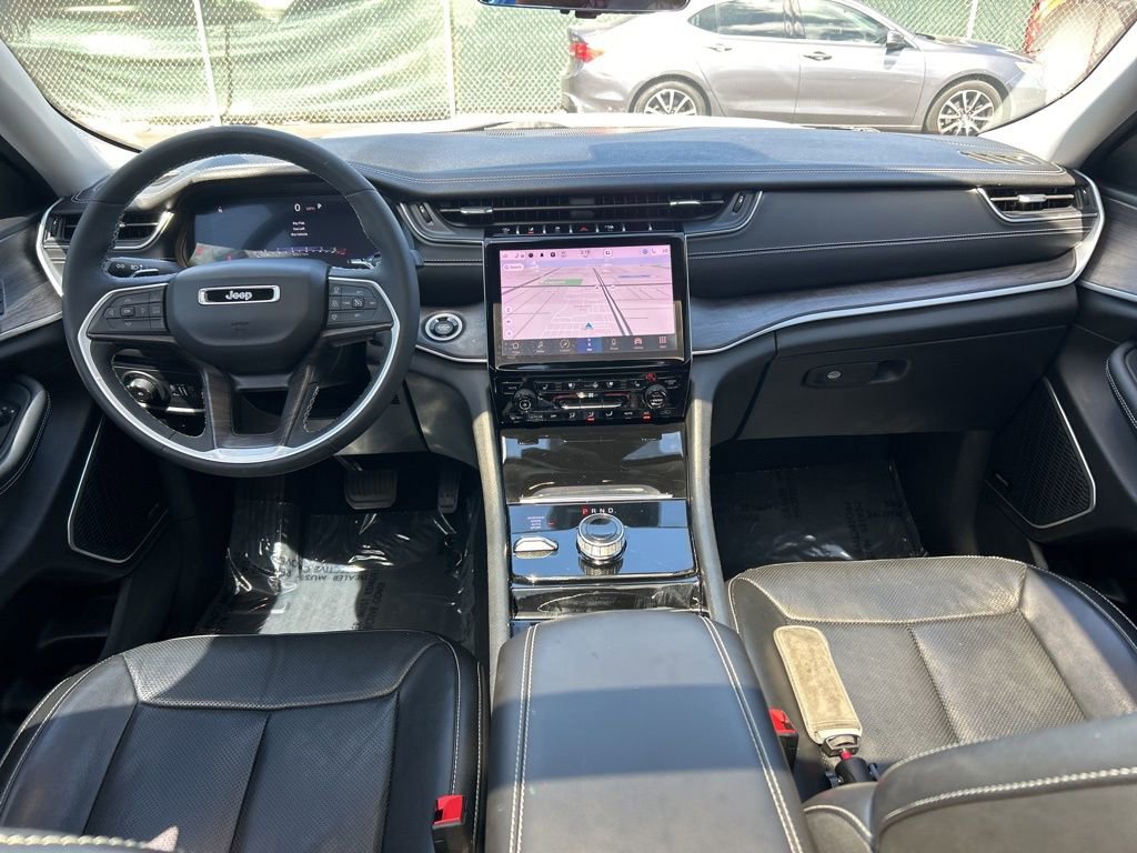 Certified 2023 Jeep Grand Cherokee Limited w/ Luxury Tech Group II image 34