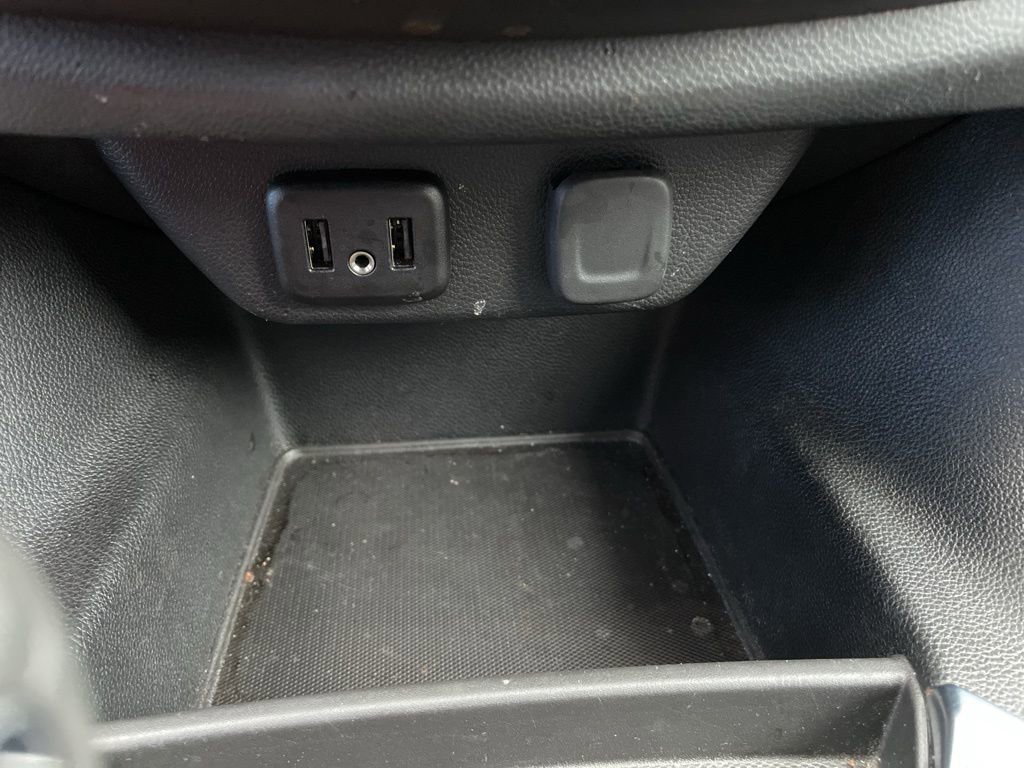 Used 2021 Chevrolet Traverse LT w/ LPO, Floor Liner Package image 19