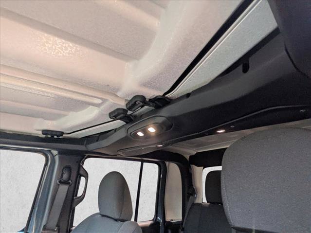 Used 2025 Jeep Gladiator Sport AWD/4WD image 22