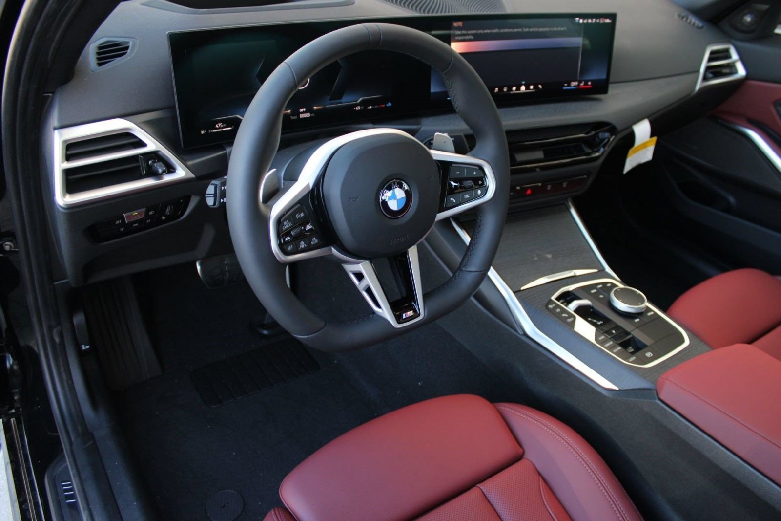Used 2026 BMW 330i Sedan w/ M Sport Package RWD image 4