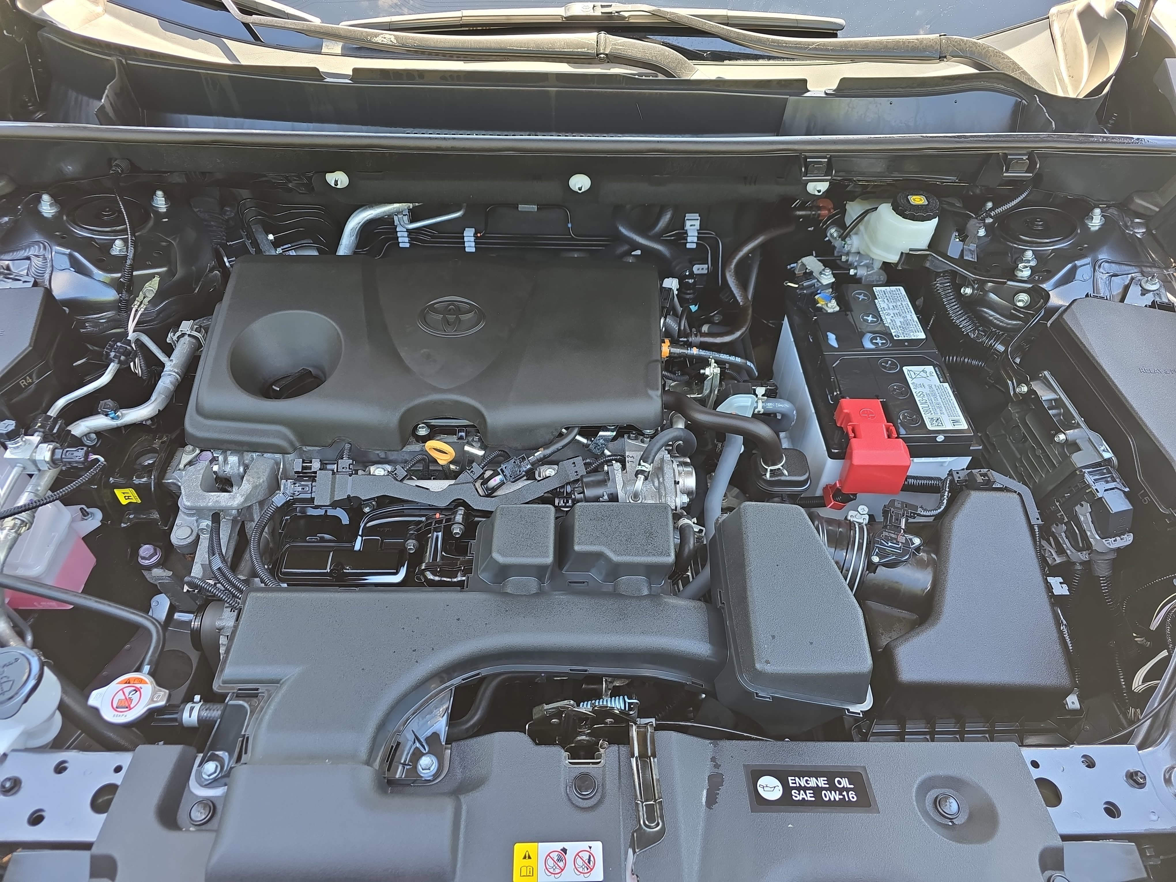 Used 2023 Toyota RAV4 XLE Premium FWD image 32