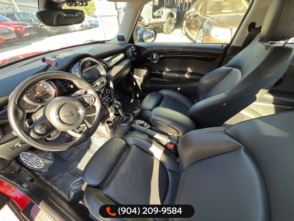 Used 2019 MINI Cooper S w/ Premium Package image 30