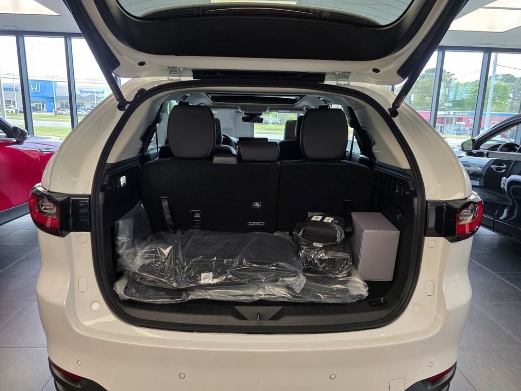 New 2026 MAZDA CX-90 3.3 Turbo w/ Premium Sport Pkg image 9
