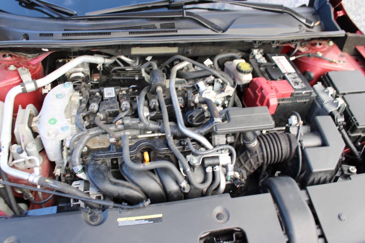 Used 2021 Nissan Sentra SR w/ SR Premium Package FWD image 26
