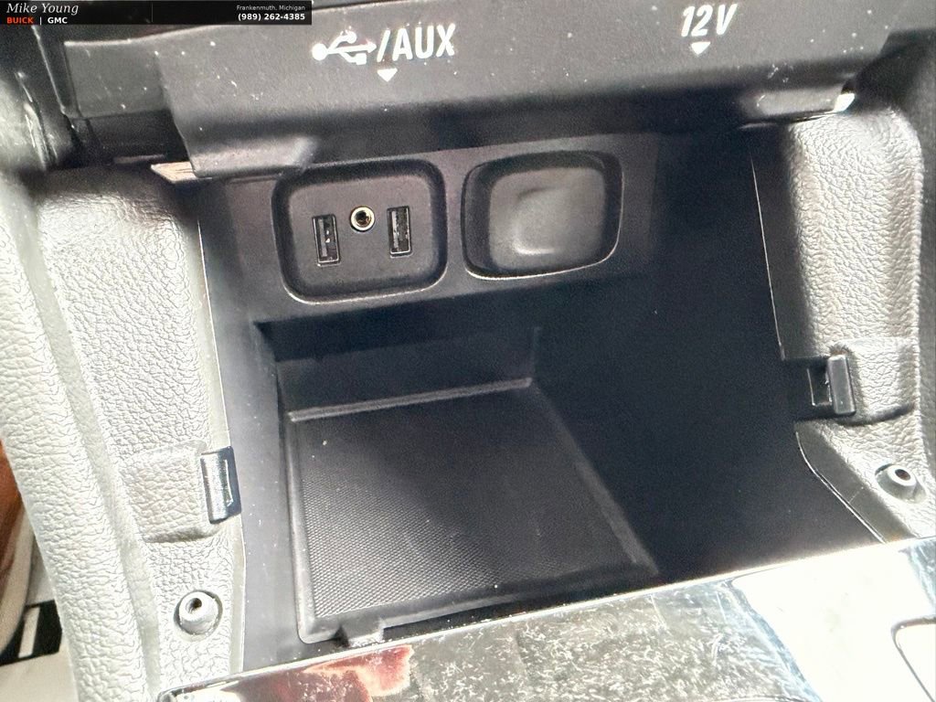 Used 2022 Buick Encore Preferred w/ Safety Package AWD/4WD image 28