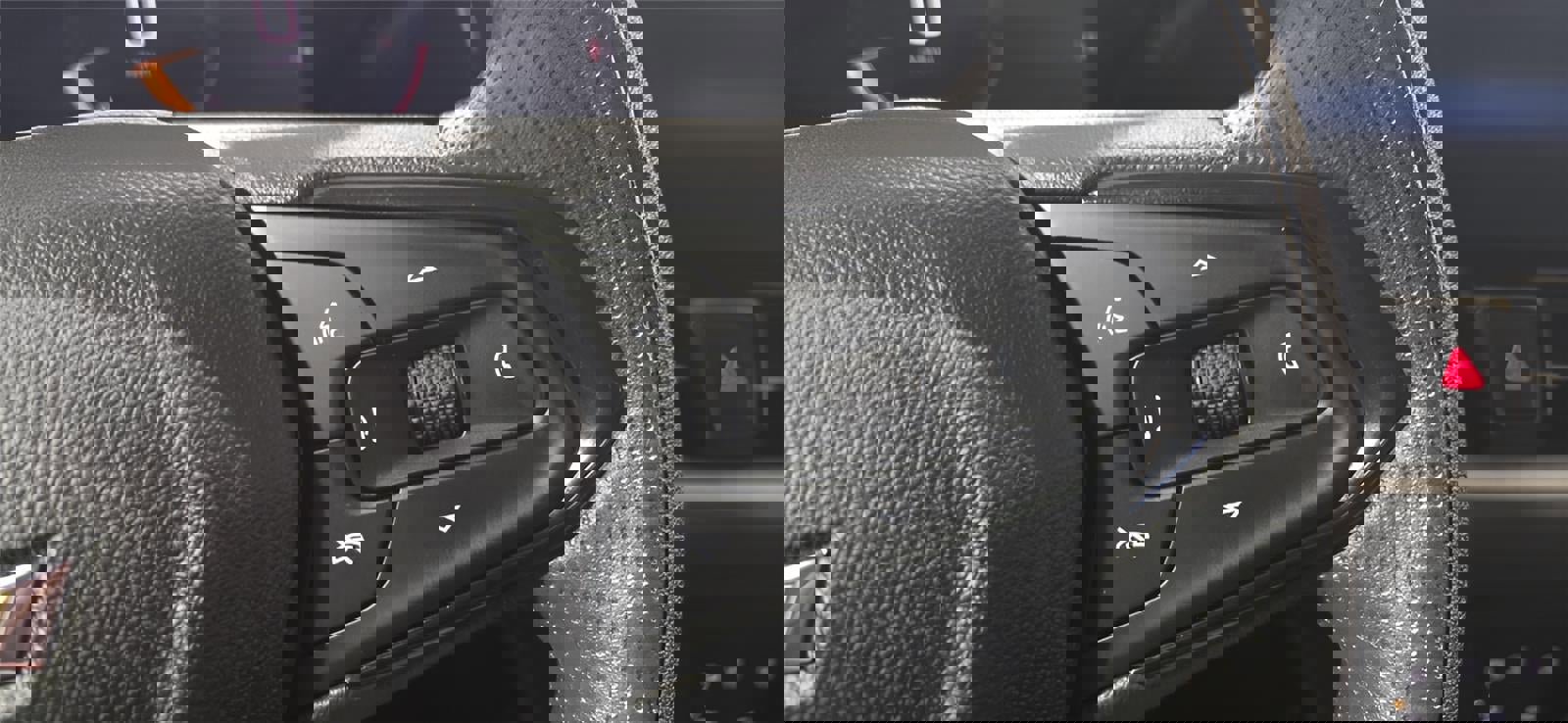 Used 2025 Chevrolet TrailBlazer LT image 13