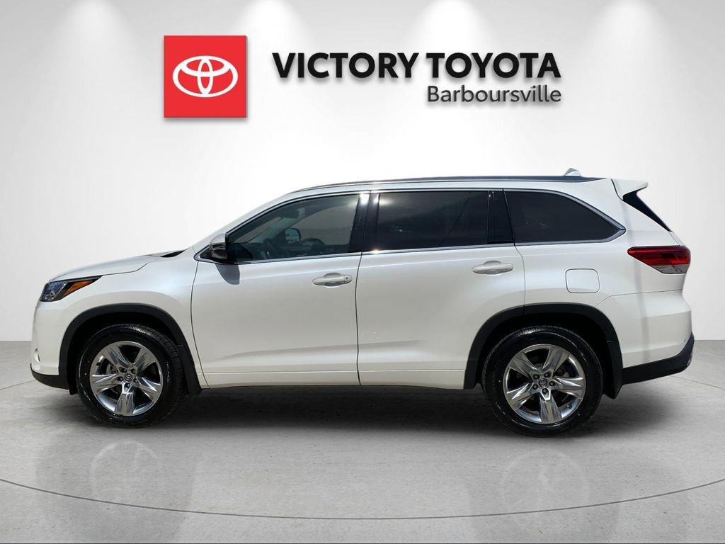 Used 2018 Toyota Highlander Limited image 2