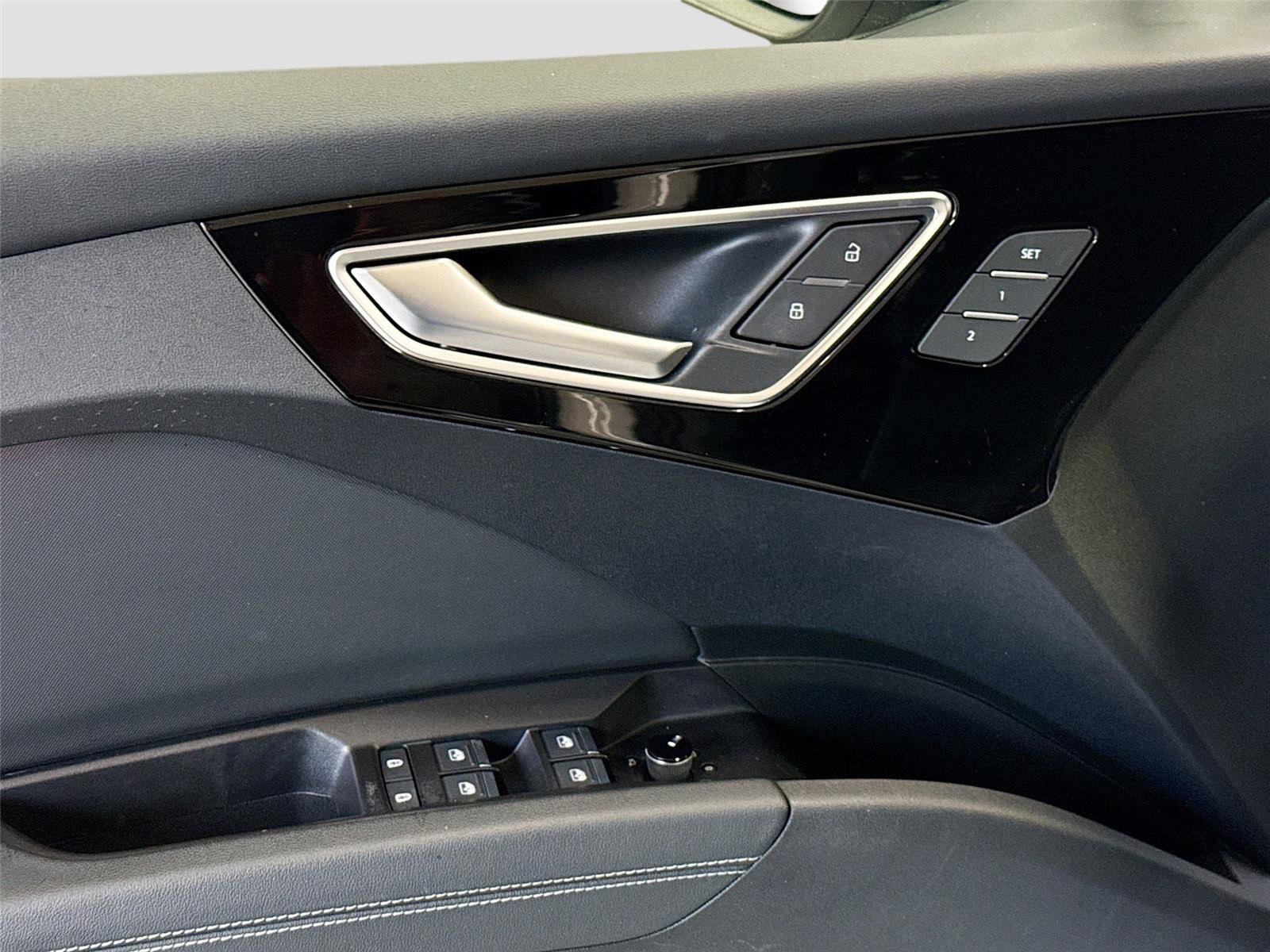 Certified 2023 Audi Q4 e-tron Premium Plus w/ Premium Plus RWD image 18