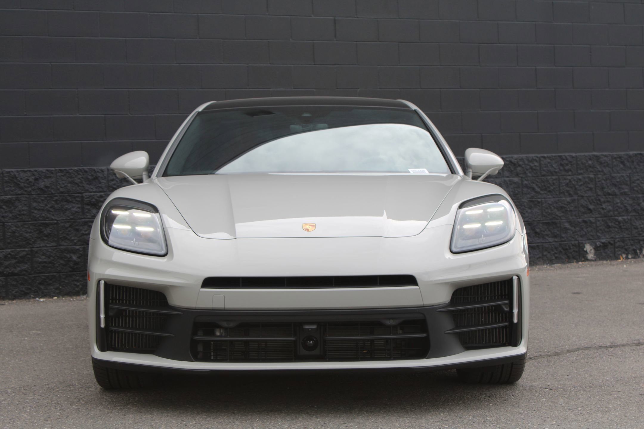 Certified 2025 Porsche Panamera 4 image 7