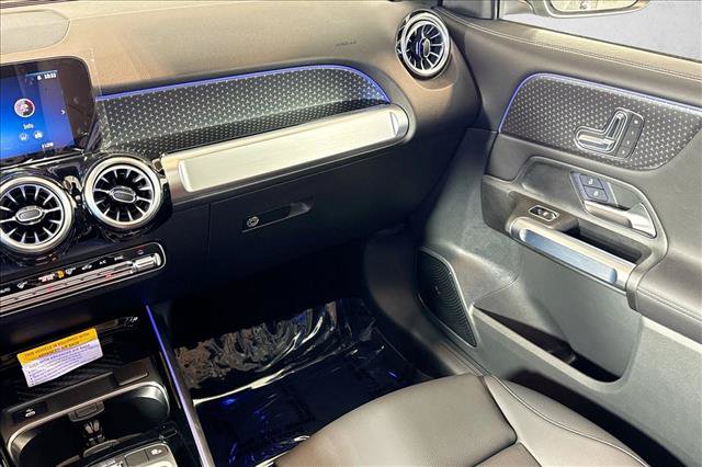 New 2026 Mercedes-Benz GLB 250 image 21