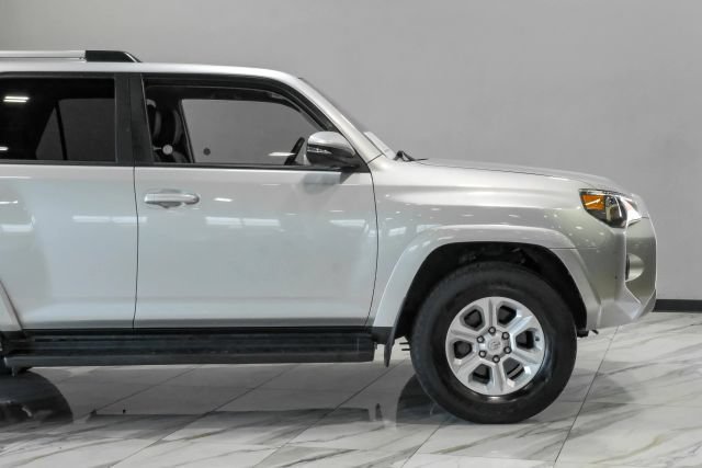 Used 2021 Toyota 4Runner SR5 Premium AWD/4WD image 19