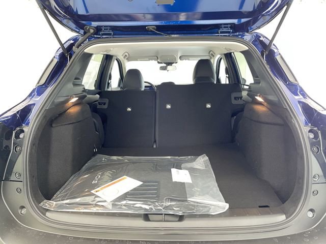 New 2026 Nissan Kicks SR w/ Cold Weather Package image 16