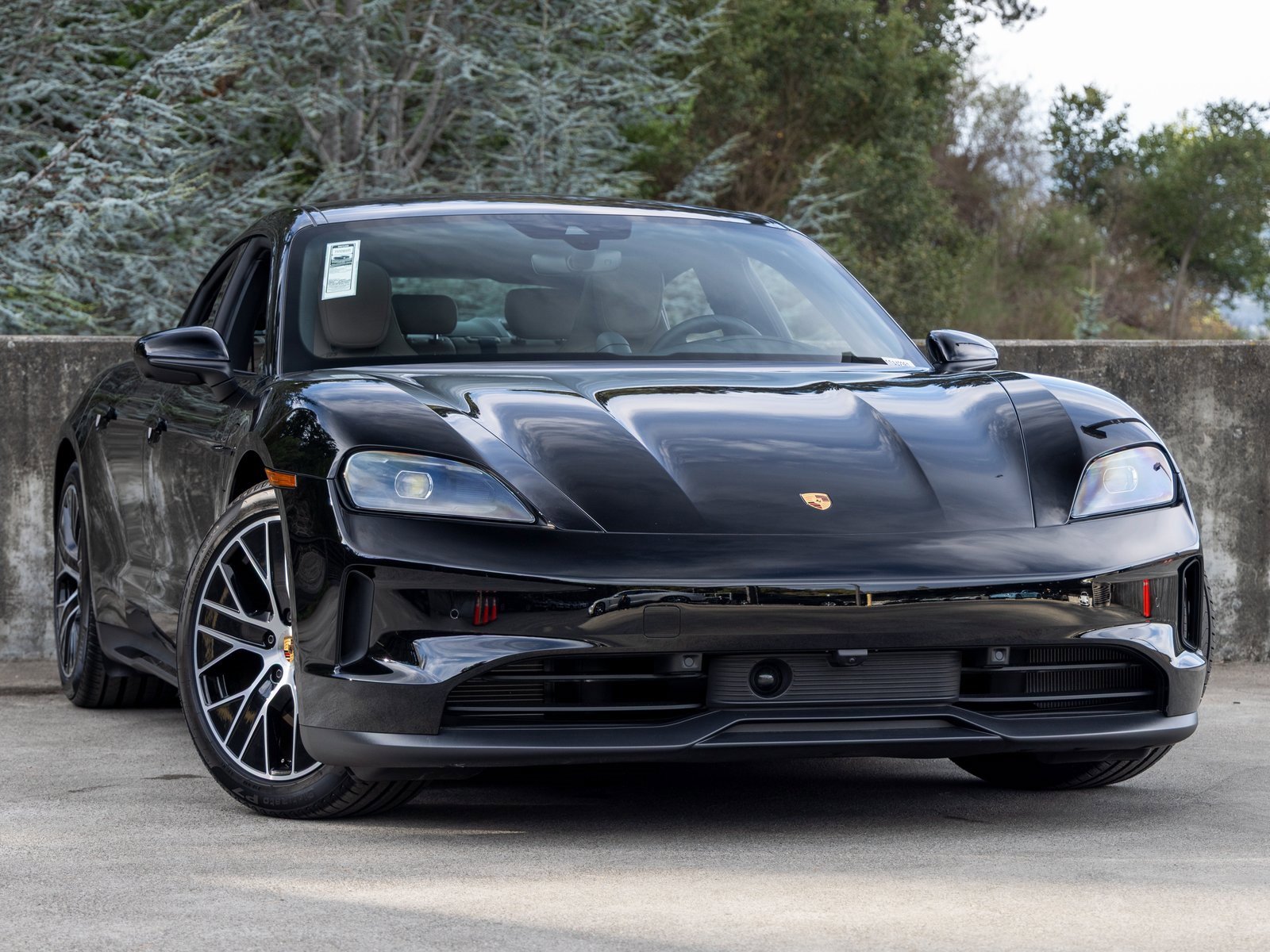 New 2025 Porsche Taycan 4S image 6