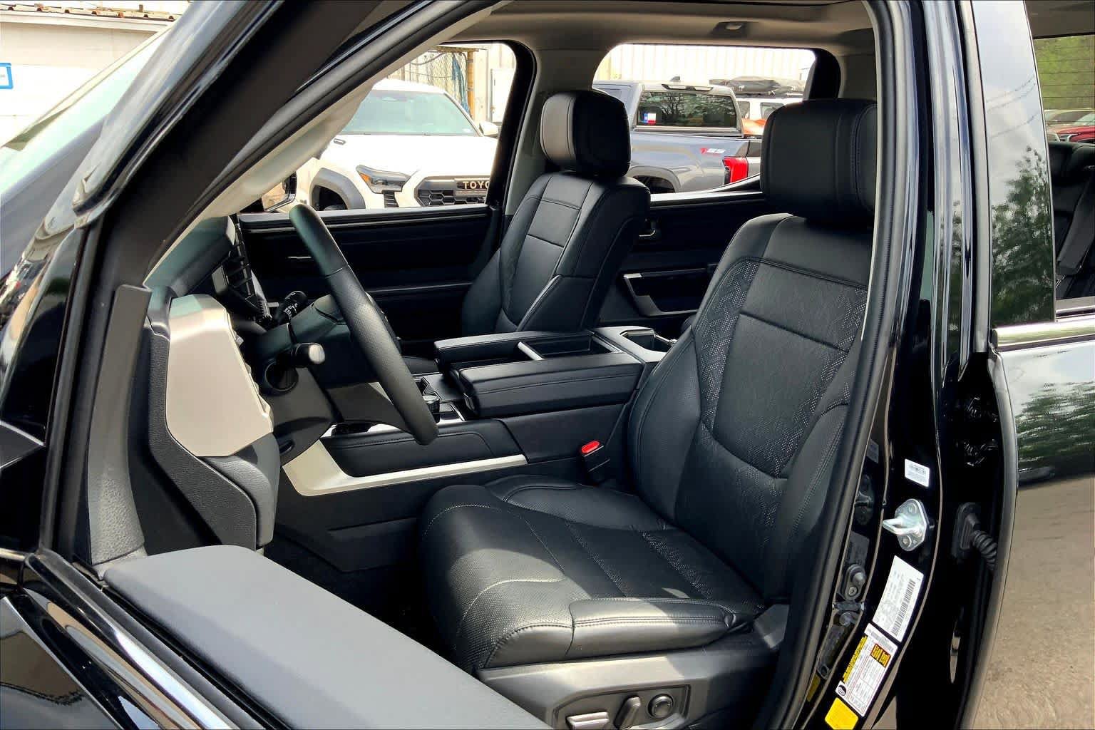 Used 2023 Toyota Tundra Limited w/ Power Package RWD image 8