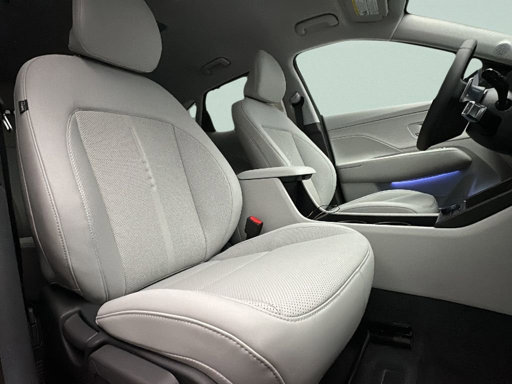 New 2026 Hyundai Kona SEL Premium image 13