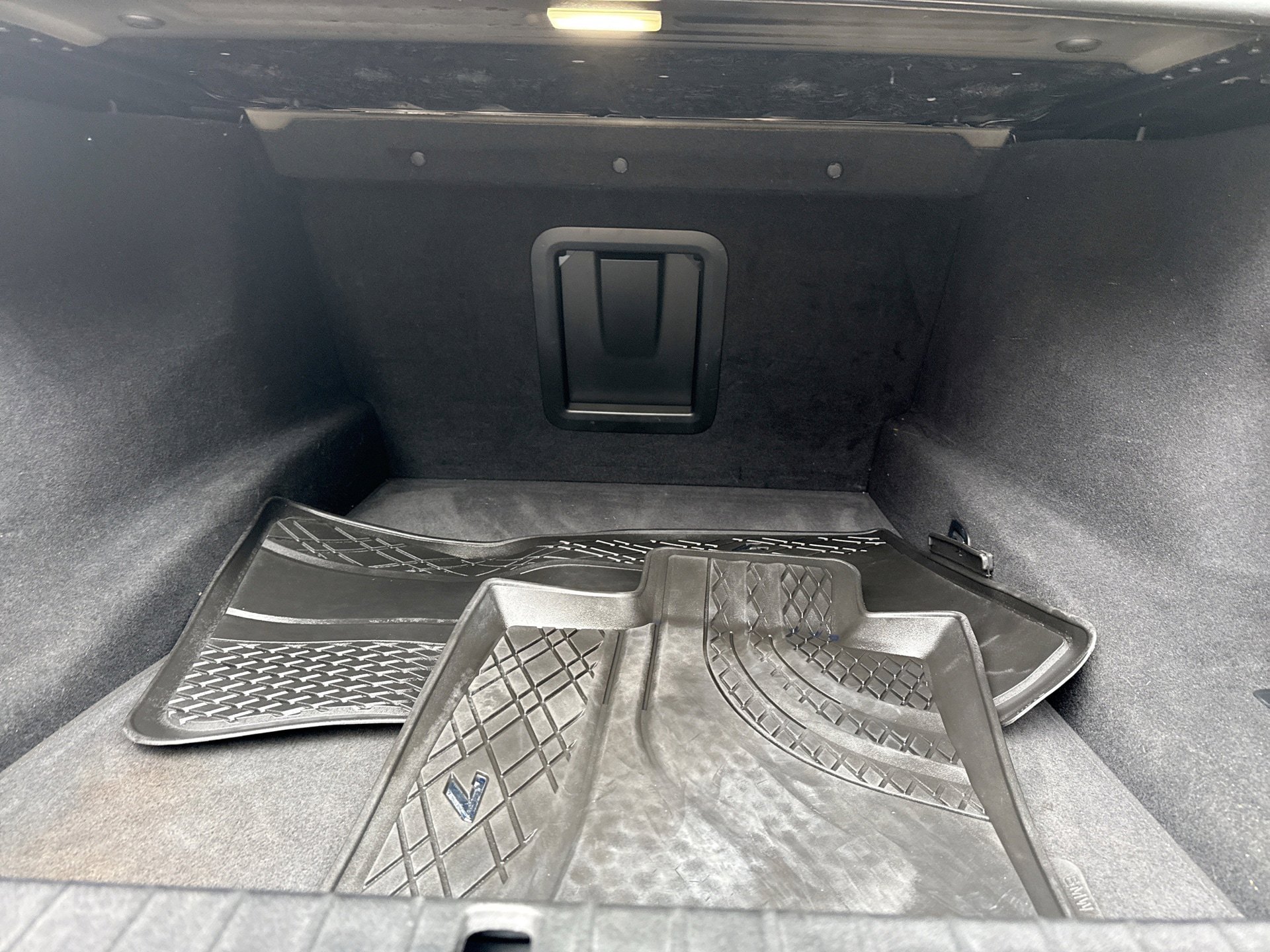 Used 2018 BMW 750i xDrive AWD/4WD image 22