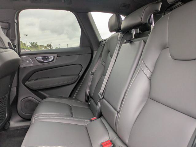 New 2026 Volvo XC60 T8 Ultra w/ Climate Package PRO AWD/4WD image 11