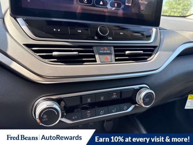 New 2026 Nissan Altima 2.5 SR FWD image 19