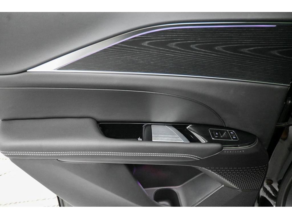 New 2025 Cadillac Lyriq Sport image 11